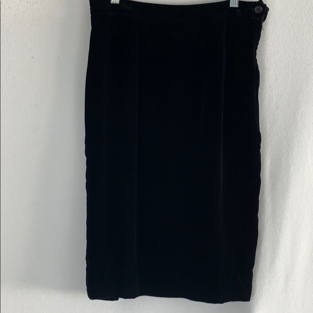 Fine Nancy Heller Black Velvet Pencil Skirt in 2.